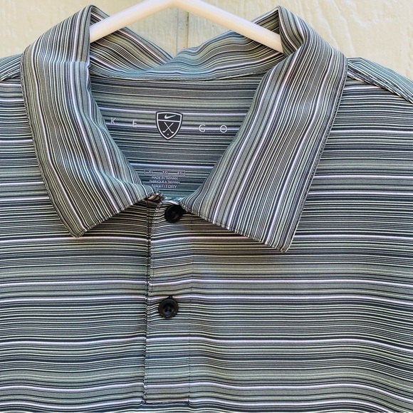 Nike Men's Golf‎ Polo Shirt FITDRI  Striped Size XL, Logo on the sleeve /buttons - Picture 2 of 13